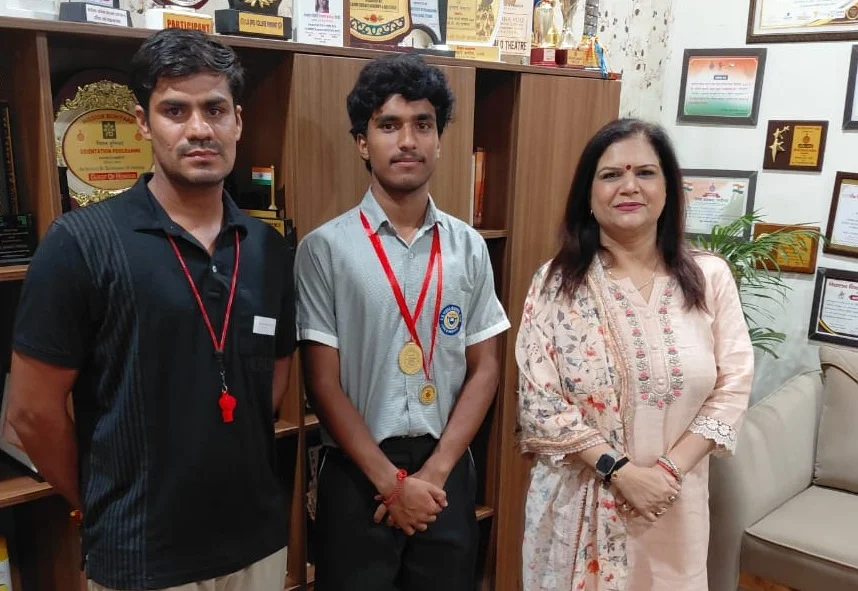 SDVM City School Panipat  : पुष्कर ने जीता स्‍वर्ण पदक, अपने स्‍कूल की गुड न्‍यूज पढ़ें , Pehla Panna