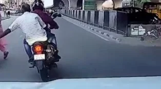 PehlaPanna Breaking : जीटी रोड पर युवतियों को छेड़ने वाले बाइक सवार अरेस्ट, बागपत के निकले, क्या करने आए थे पानीपत, जानिये पूरी खबर, Pehla Panna