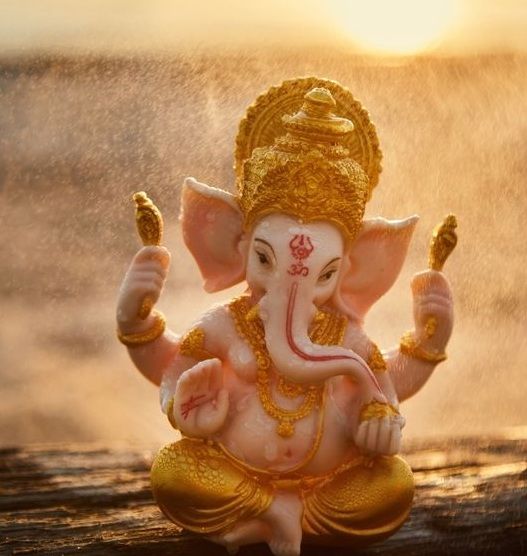 Ganesh Chaturthi 2023 आज गणेश चतुर्थी, क्‍या आपको मूर्ति स्‍थापना के बारे में सब मालूम है, पहला पन्‍ना में जानिये सब कुछ, Pehla Panna