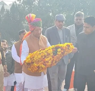 Panipat News : विधायक प्रमोद विज ने नरवाना में किया ध्वजारोहण, राहुल विज और खास कार्यकर्ता भी साथ गए, पढ़ें पूरी खबर , Pehla Panna